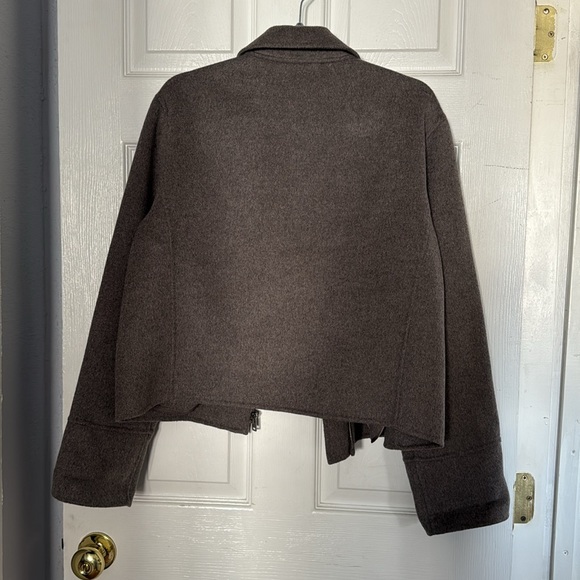 Collared Wool Jacket - Picture 7 of 7